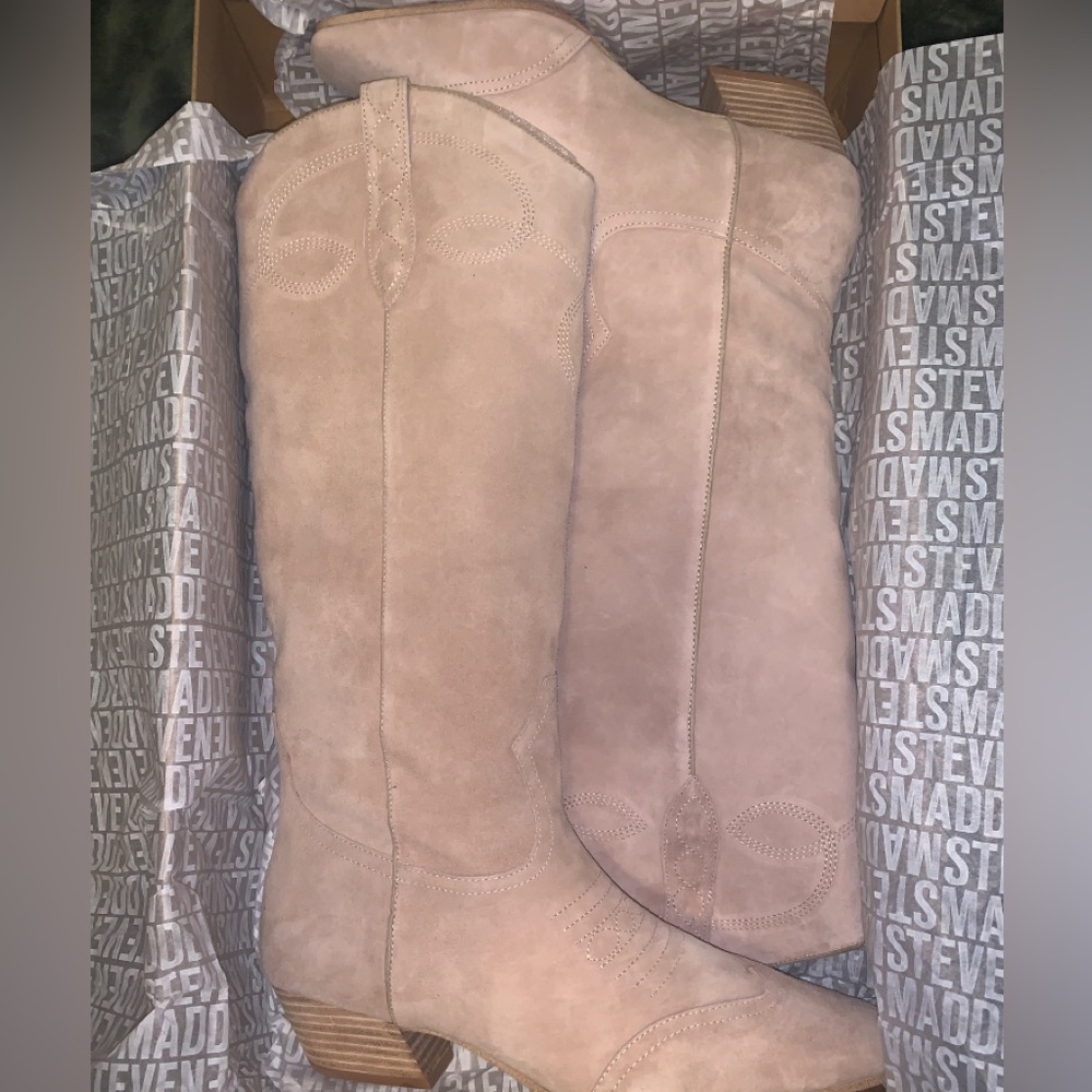 Steve Madden Dollie Tall Western Boots in sand suede